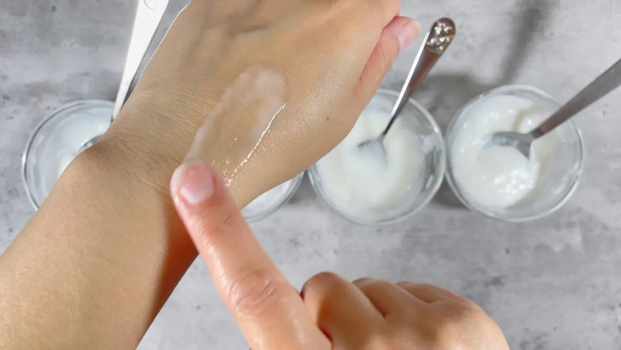 How to Make a Basic Lotion / Cream — step 34