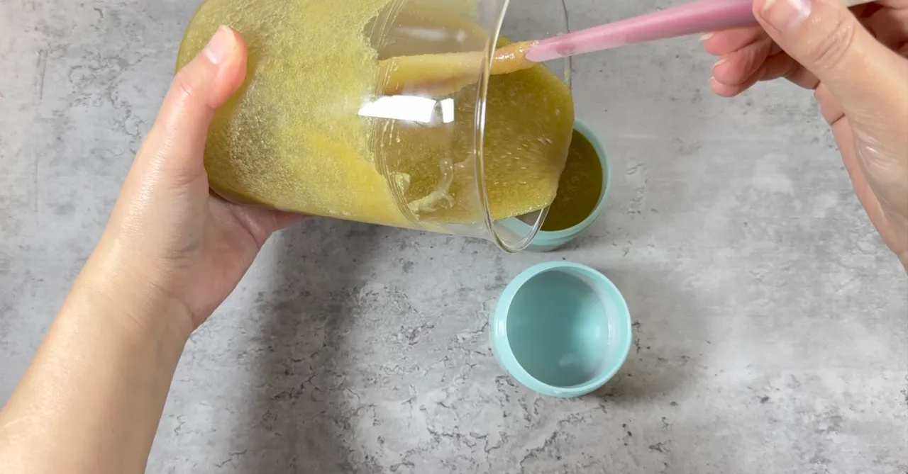Brightening Body Scrub — step 19