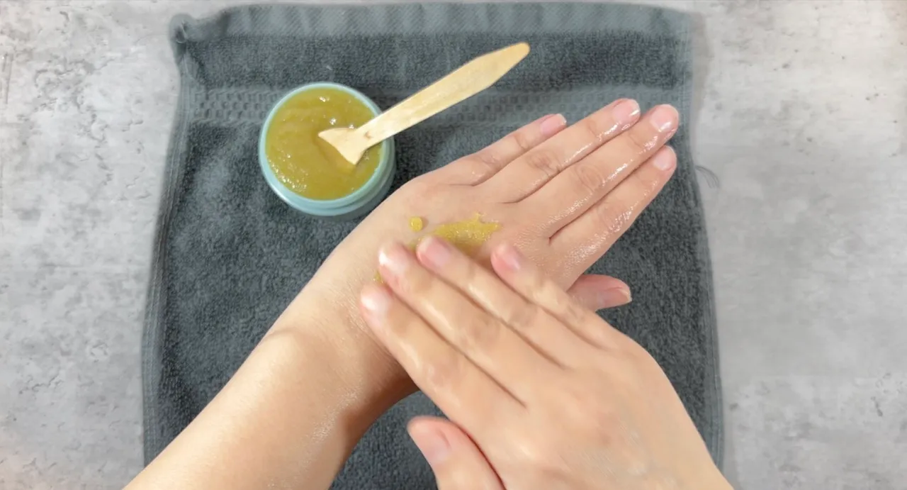 Brightening Body Scrub — step 23
