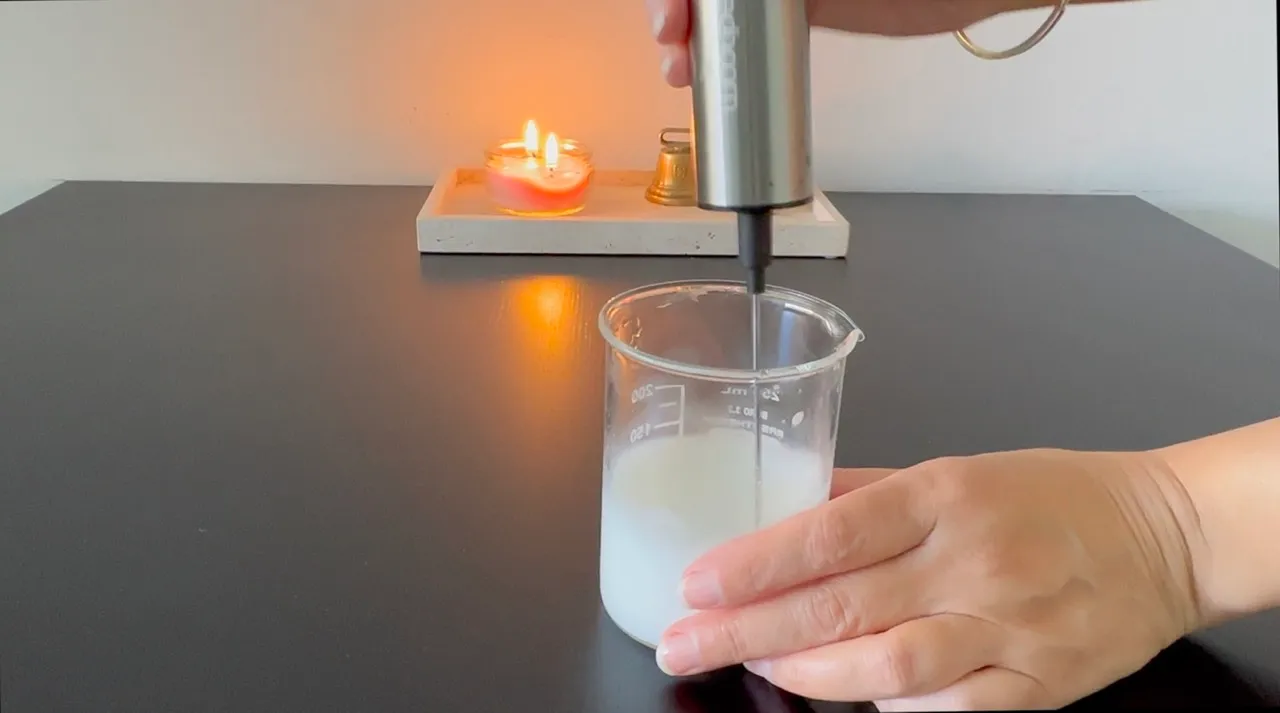 Spray Deodorant — step 18