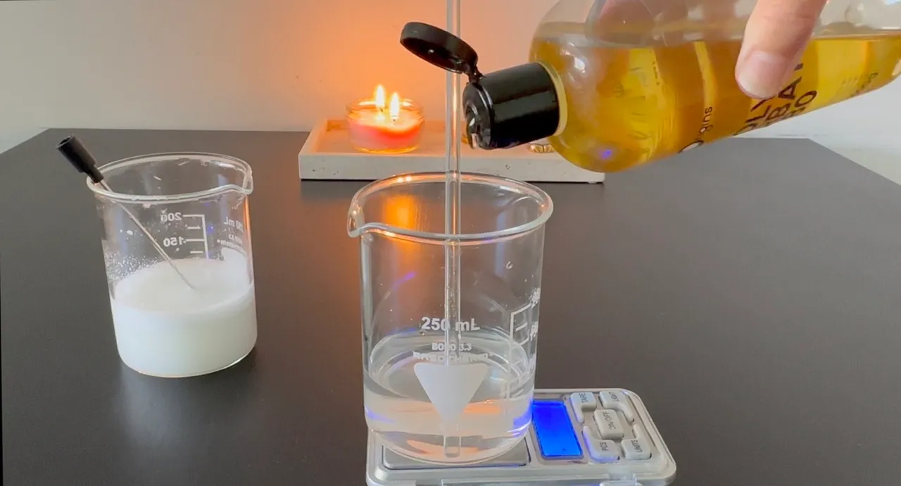 Spray Deodorant — step 4