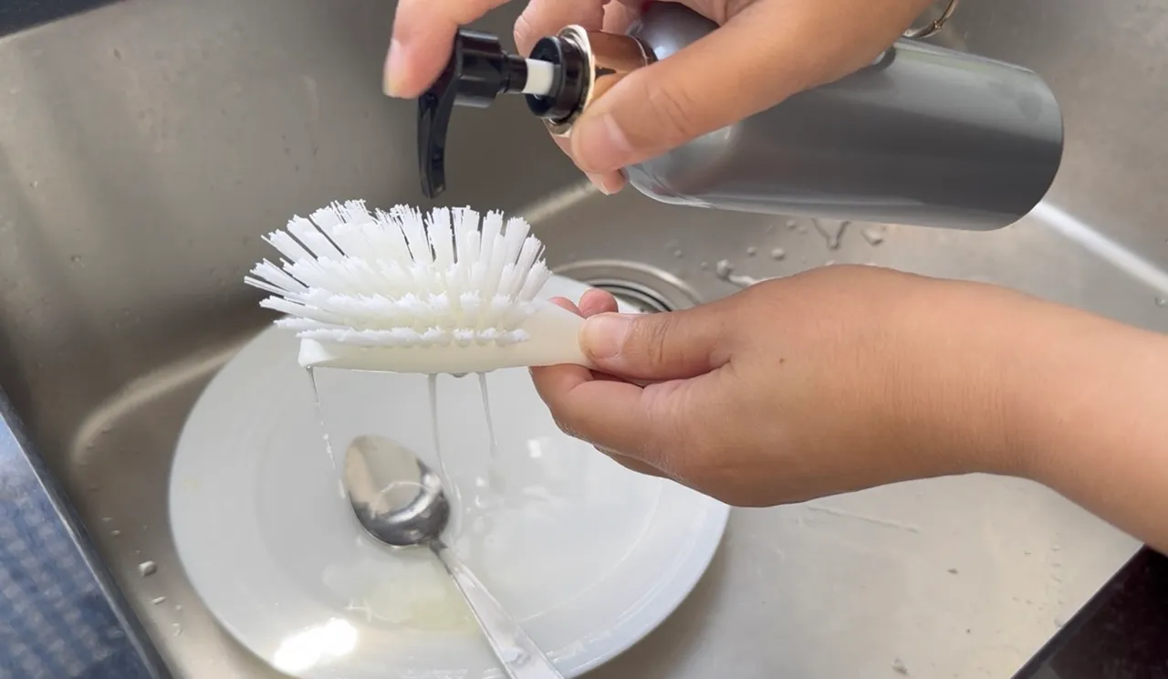 DIY Liquid Dish Soap Recipe (Gentle on Hands, No SLS, 5 Ingredients) — step 22