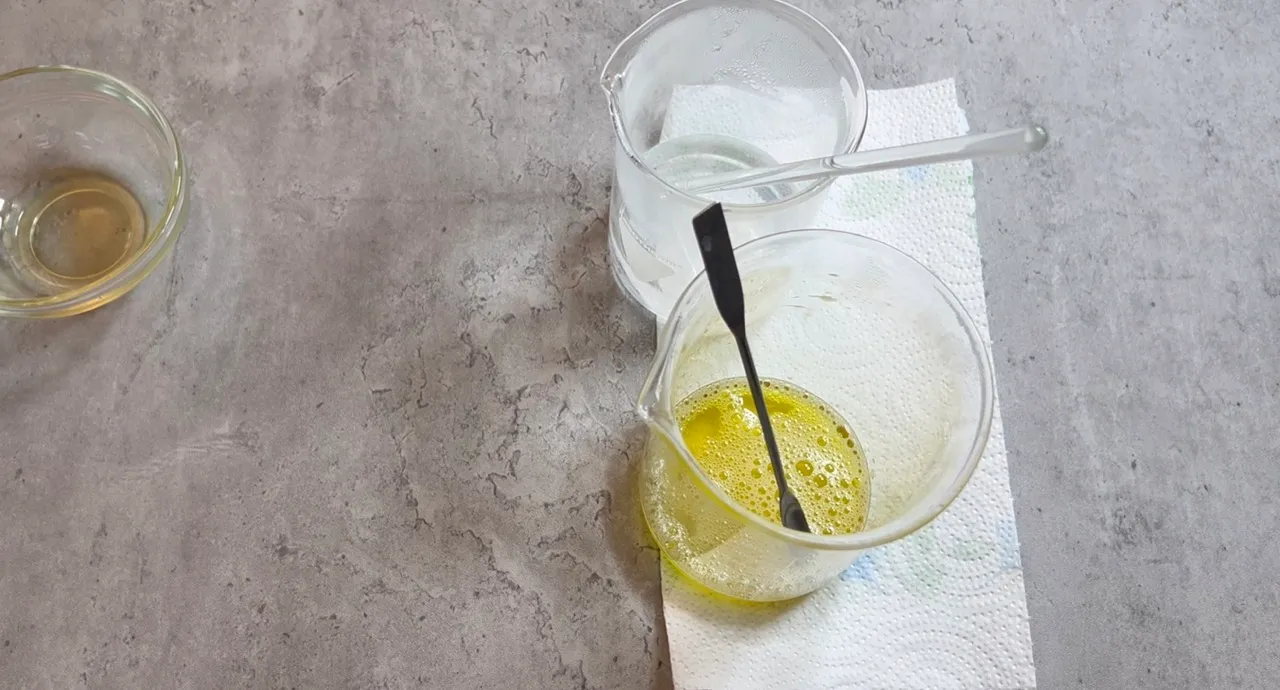 Dry Skin Healing Lotion — step 13