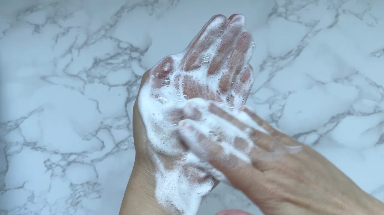 Glycolic Acid Foaming Cleanser — step 28