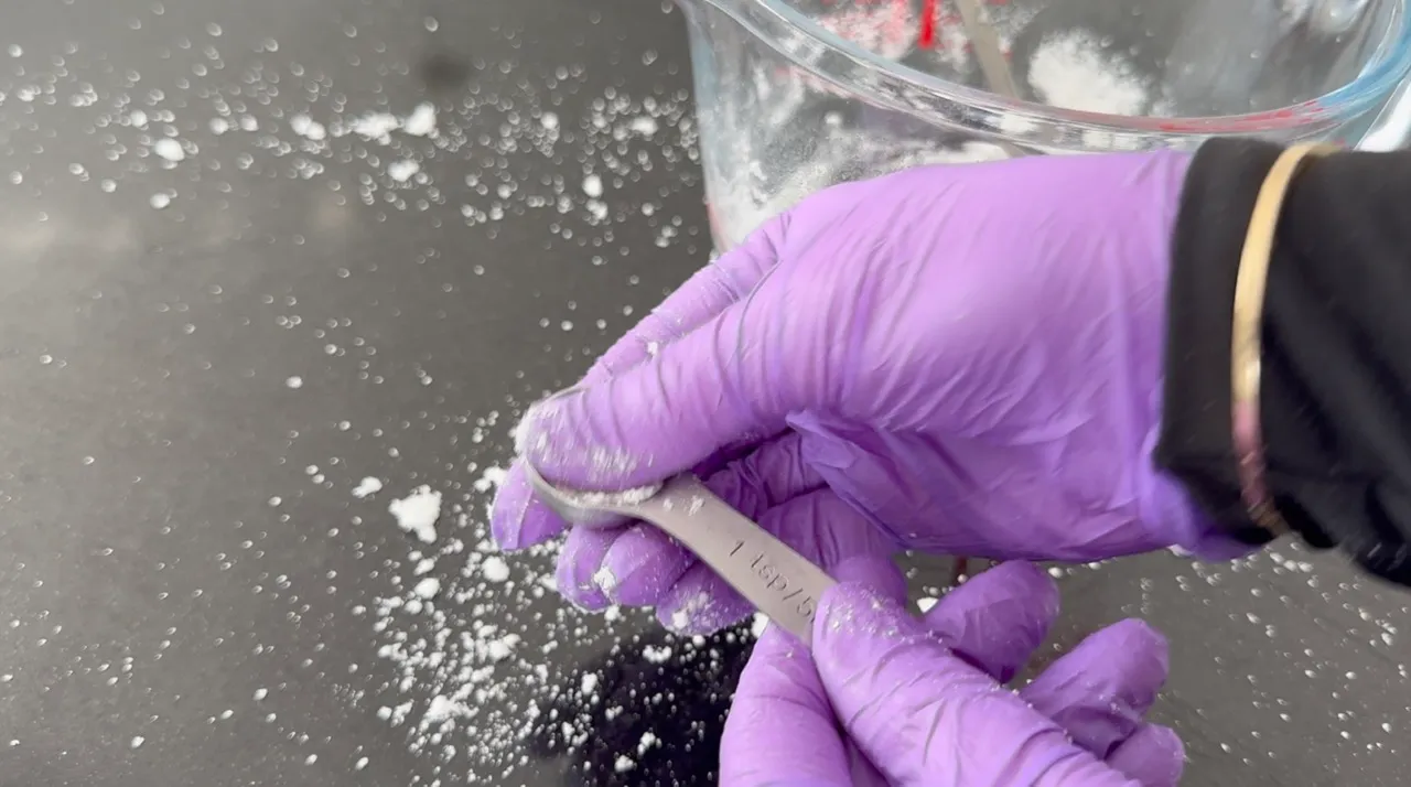 Retainer Cleaning Tablets — step 18
