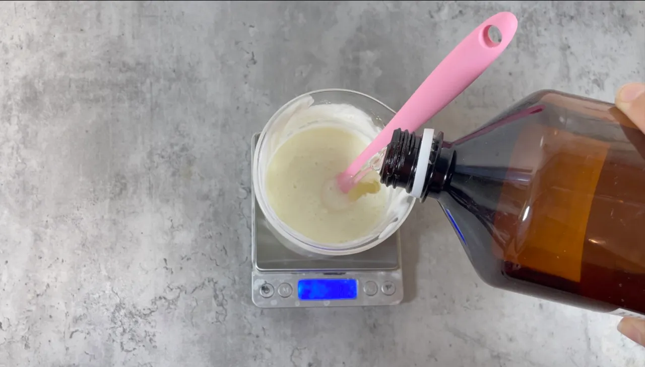 Calendula Shower Gel for Kids — step 37