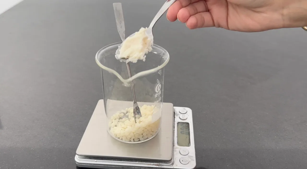 Summer Lip Balm Coconut Oil-Free — step 5