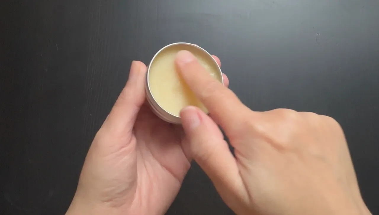 Solid Perfume — step 2