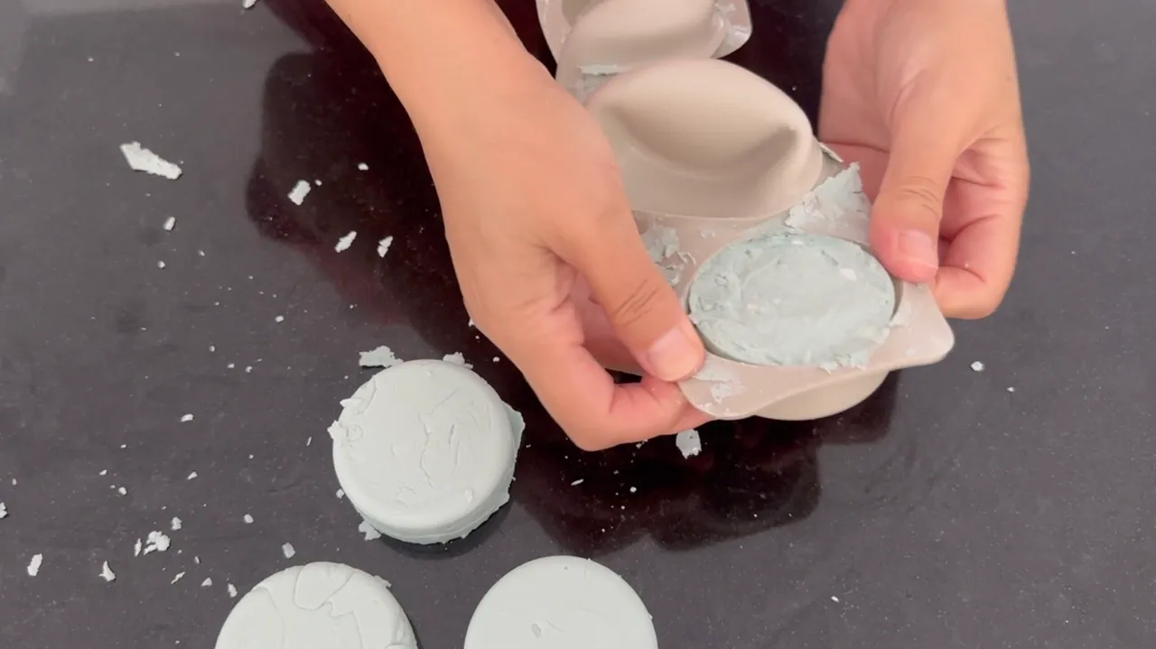 Pourable Shampoo Bars — step 31