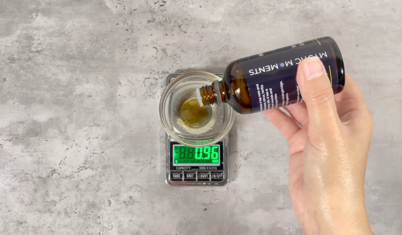 Roll-on Deodorant with Zinc Ricinoleate — step 15