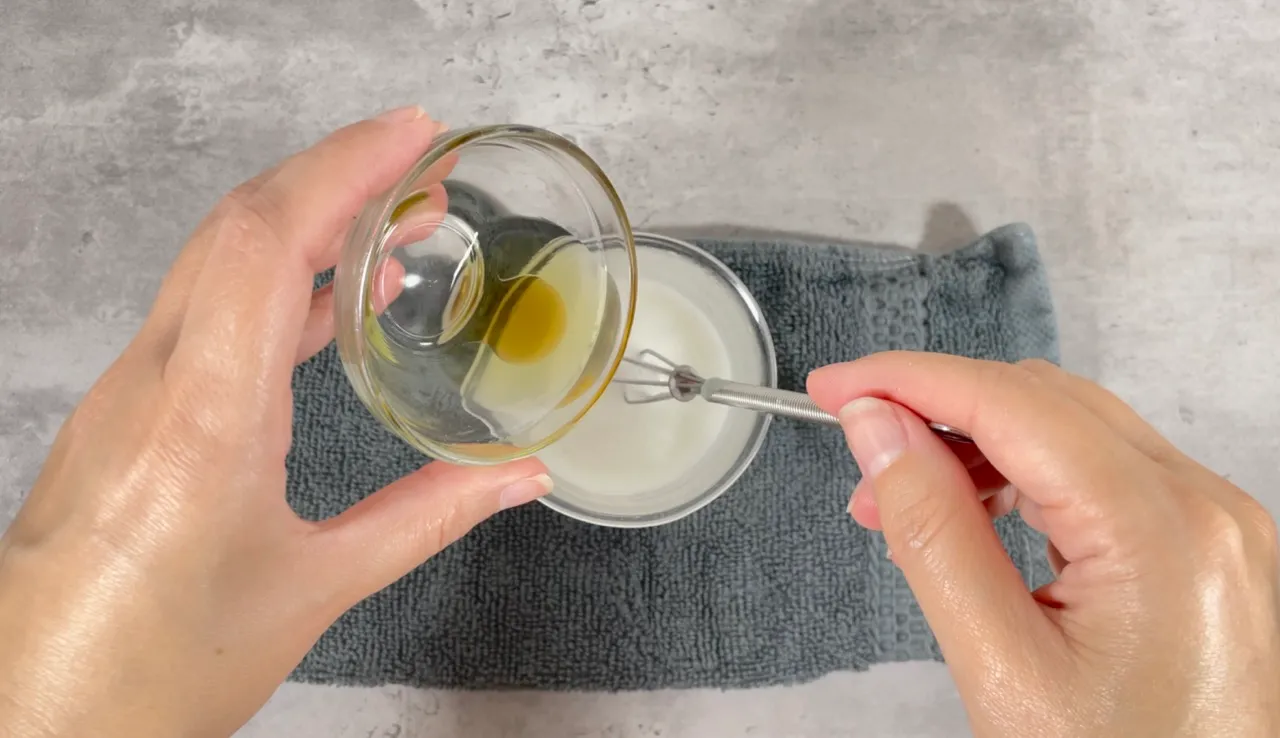 Roll-on Deodorant with Zinc Ricinoleate — step 22