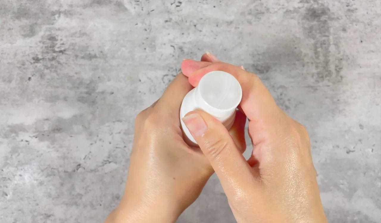 Roll-on Deodorant with Zinc Ricinoleate — step 25