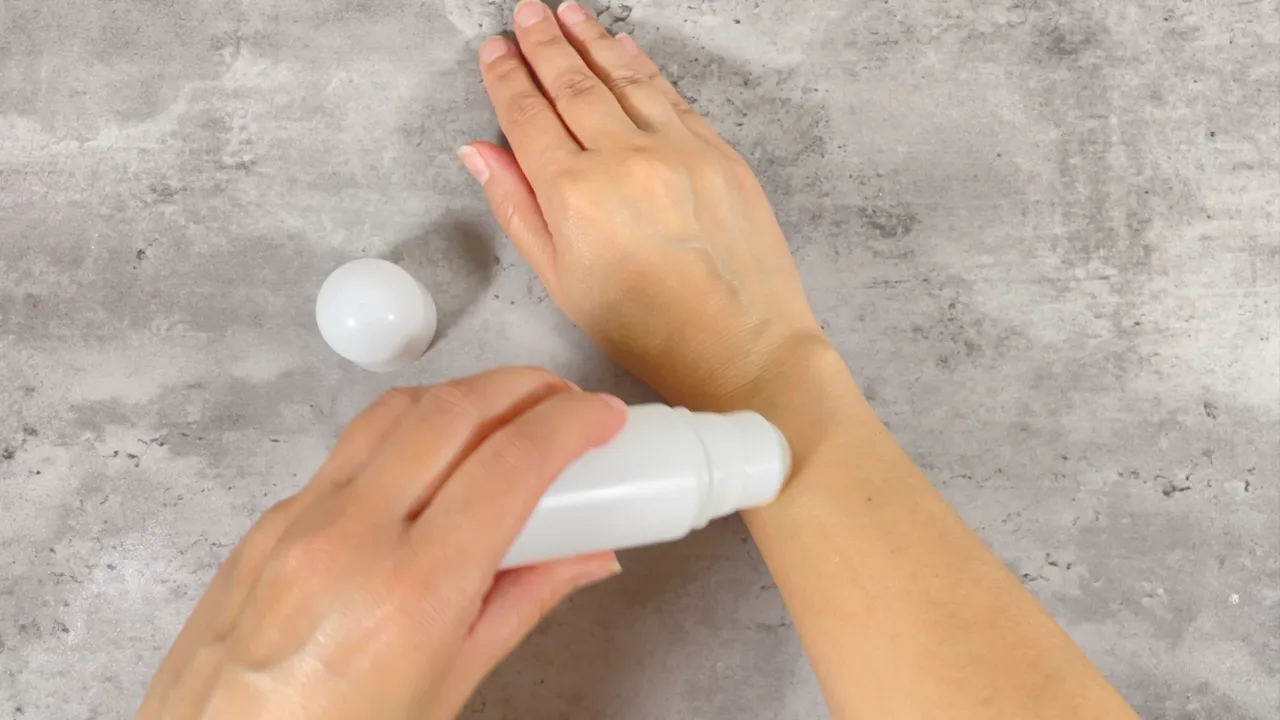 Roll-on Deodorant with Zinc Ricinoleate — step 27
