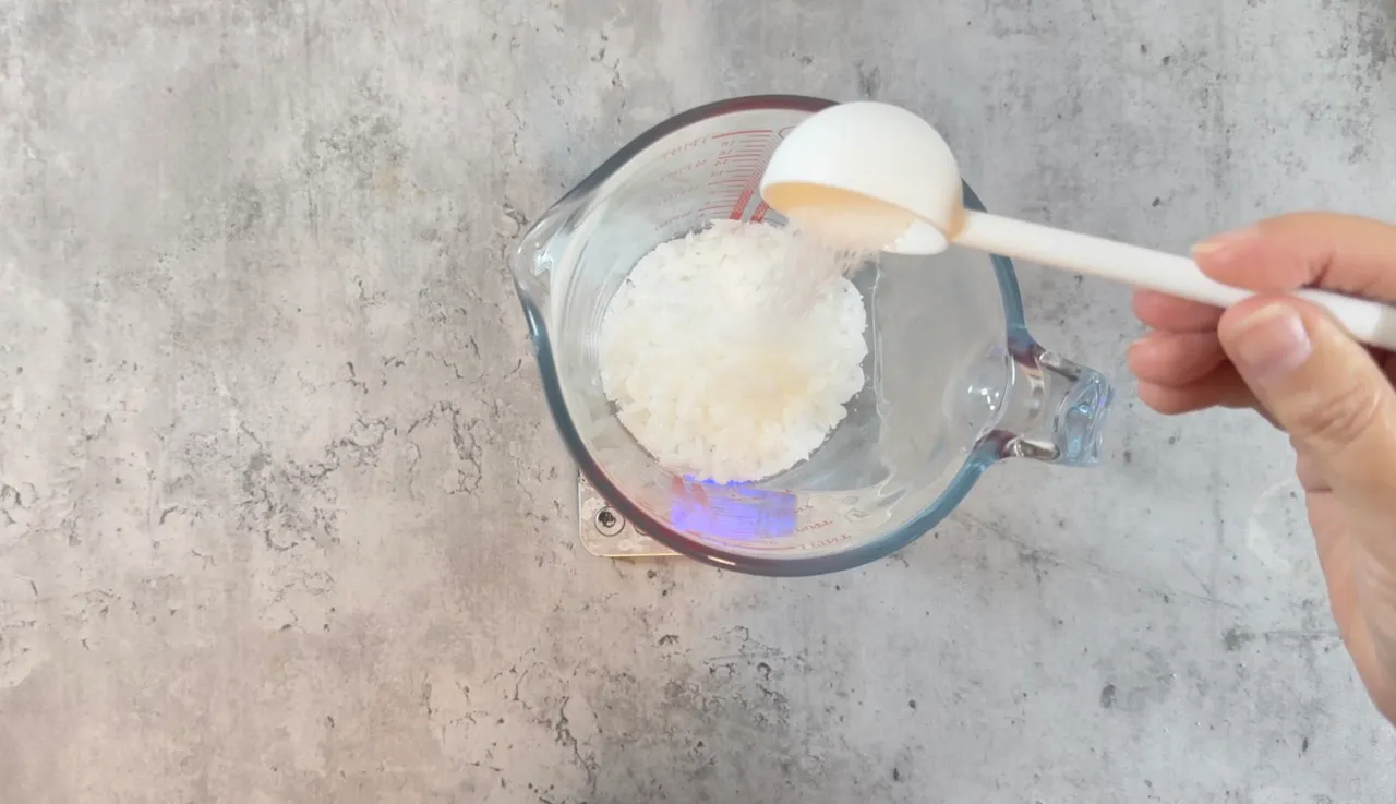 Solid Conditioner Bar For Damaged Hair — step 4