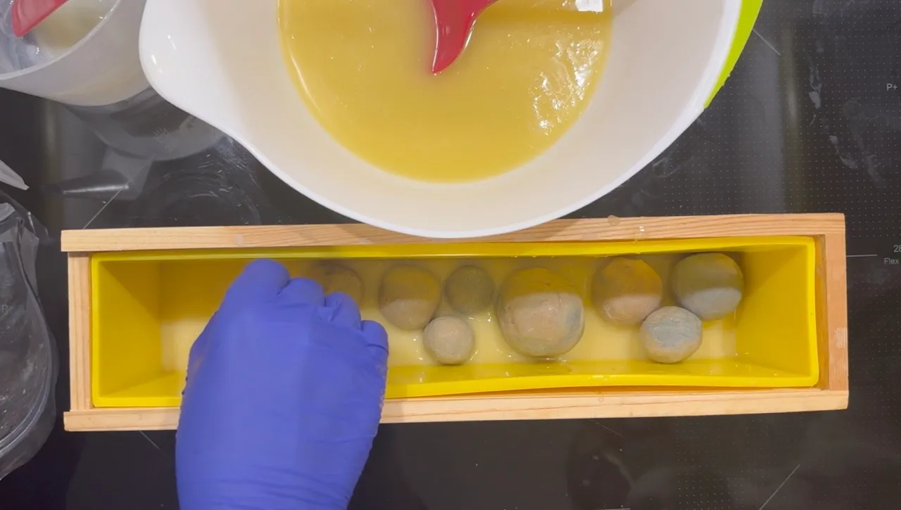 Using Soap Scraps For Soap Design — step 24
