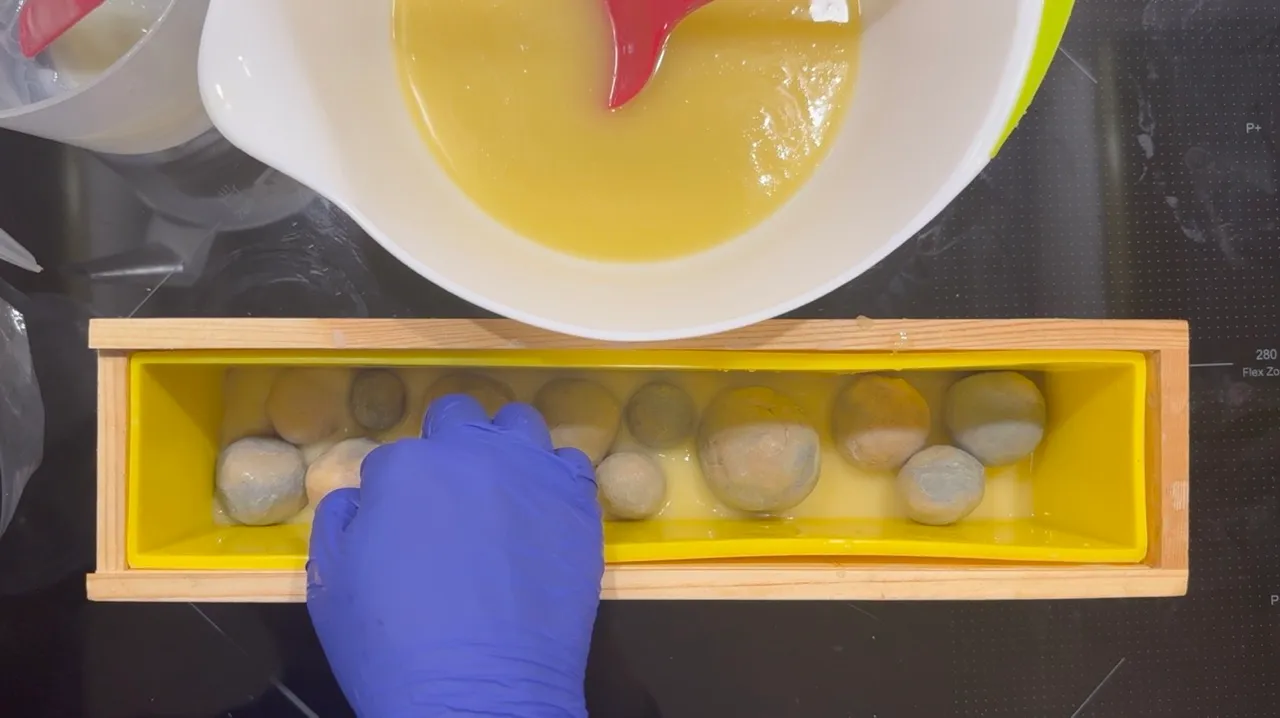Using Soap Scraps For Soap Design — step 25