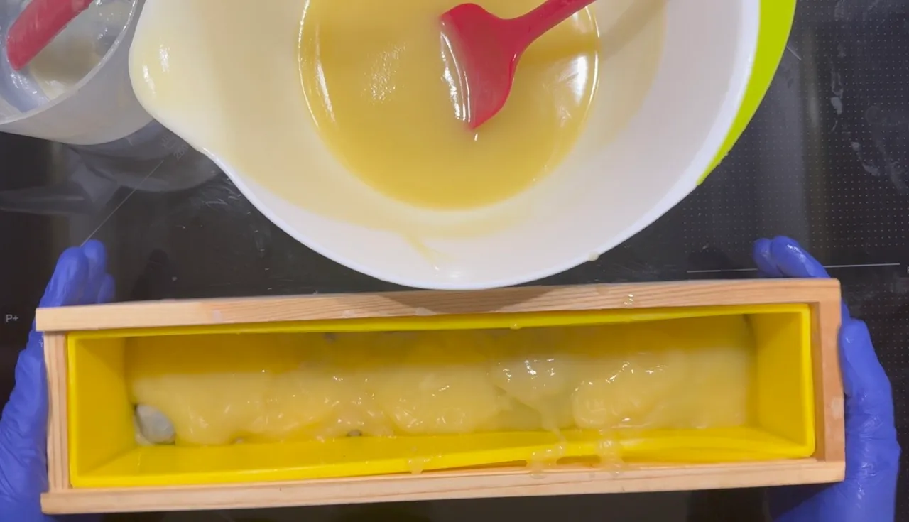 Using Soap Scraps For Soap Design — step 27