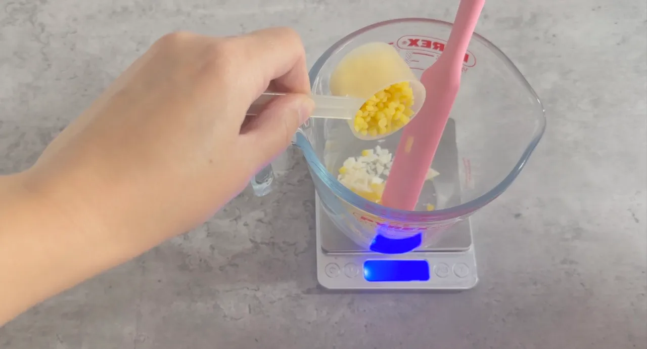 Sugar Scrubs Only 4 Ingredients — step 5