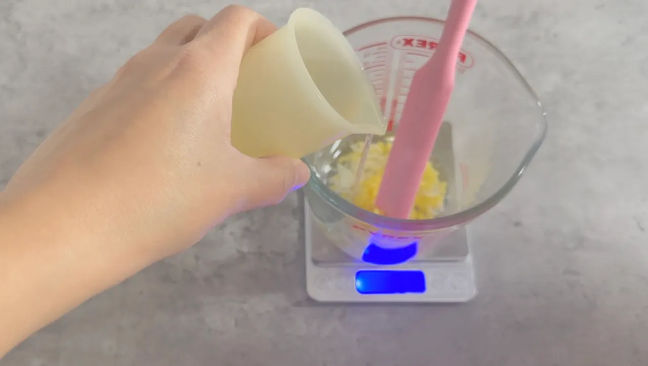Sugar Scrubs Only 4 Ingredients — step 6