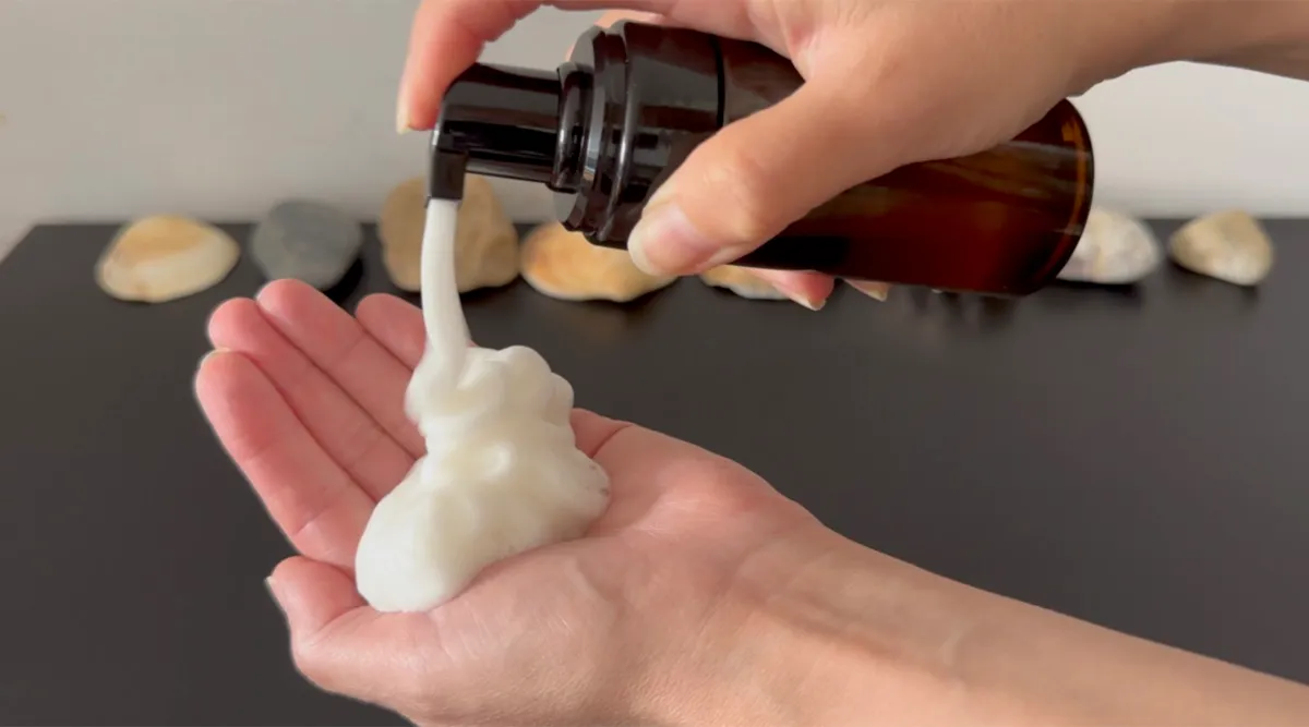 Foam on hand