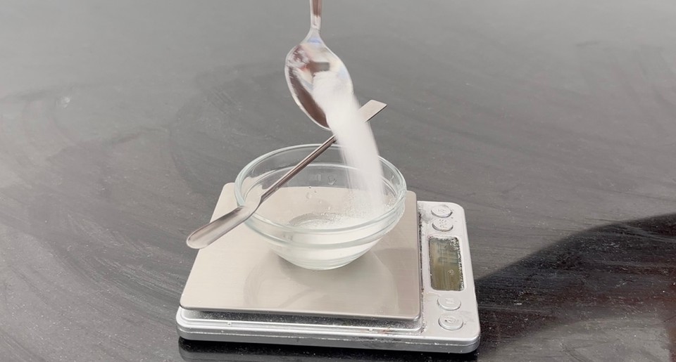 POURSHAMPOO17