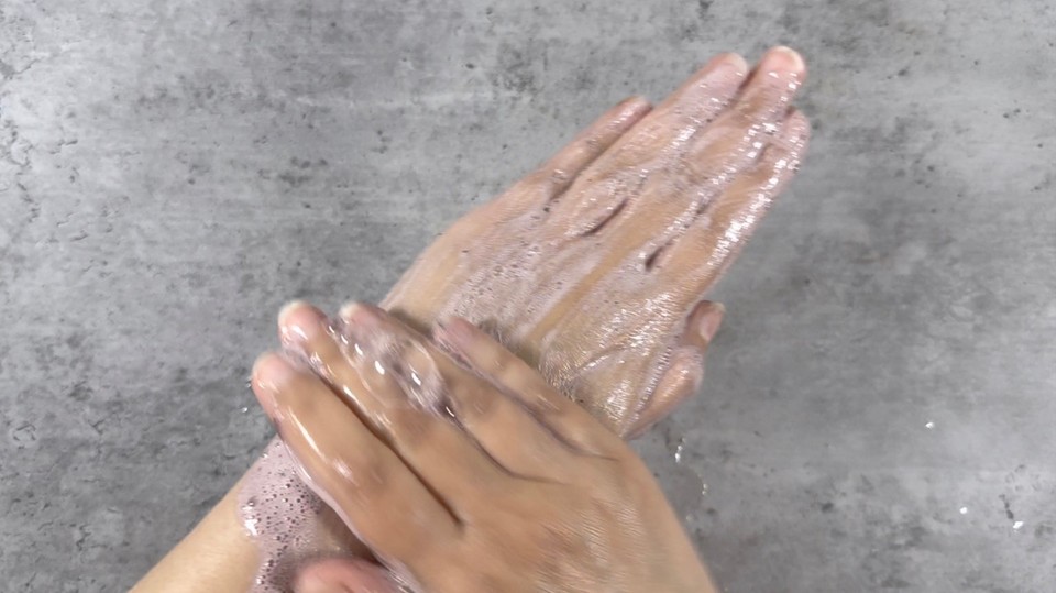 FACEWASHBASE37