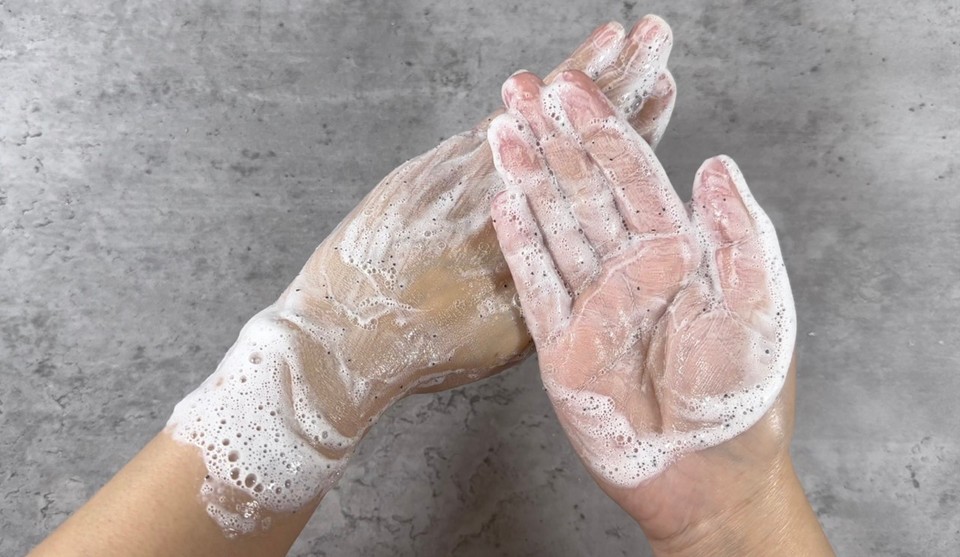 FACEWASHBASE3