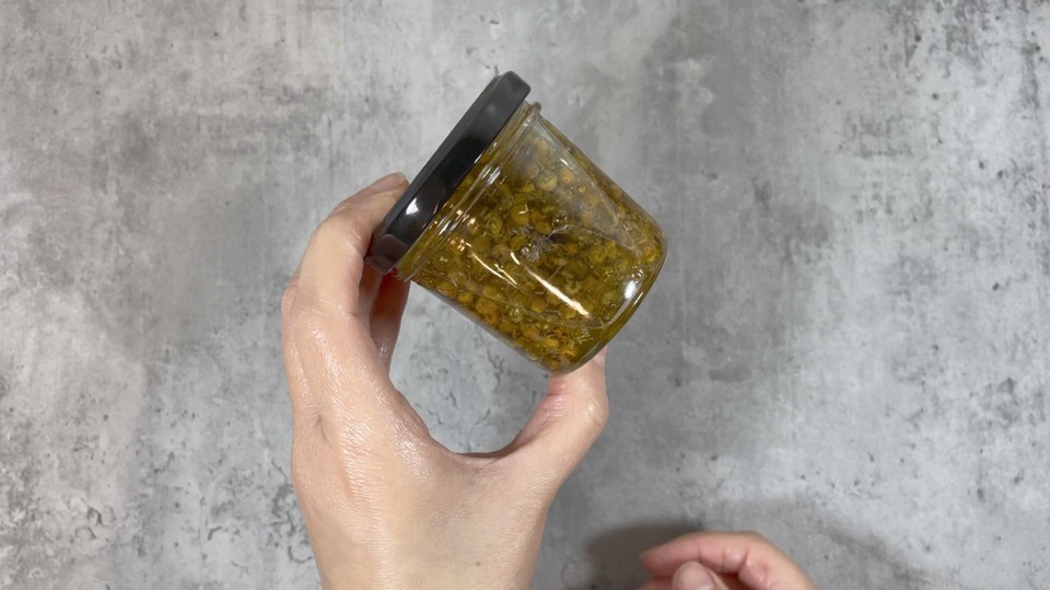 Infusing oils 25