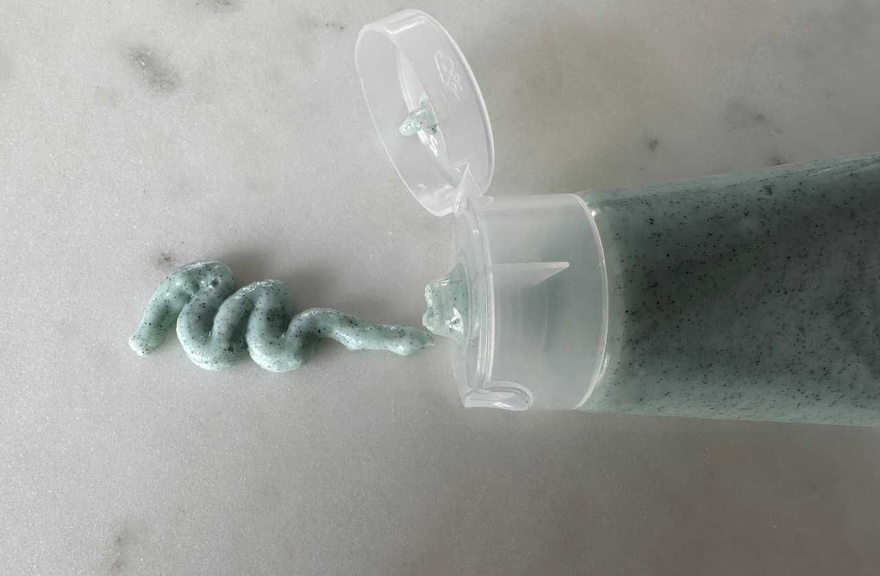 Face Creamy Exfoliate Cleanser